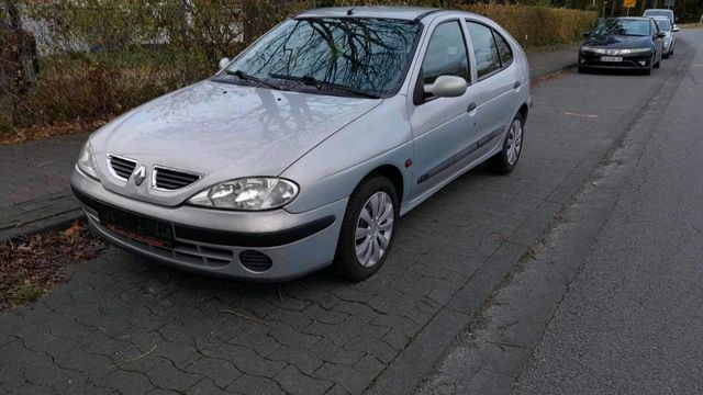 Renault Megan 1.5i AUTOMATISCH 