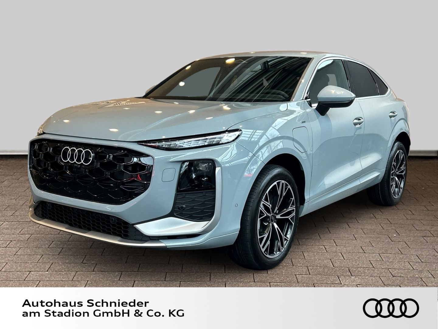 Audi Q3 Sportback e-hybrid 200 kW S-LINE+NAVI+LED+CAR foto 2
