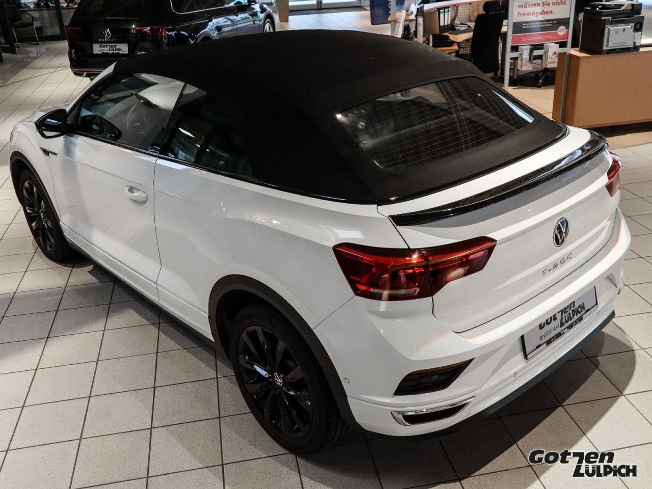 Fahrzeugabbildung Volkswagen T-Roc Cabriolet 1,5TSI R-Line Leder Winter-Paket
