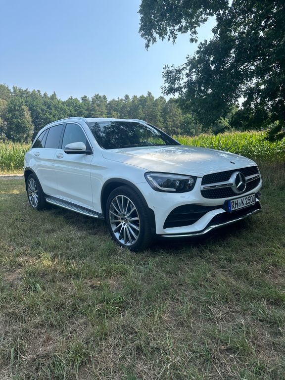 Image of Mercedes-Benz GLC 220