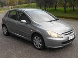 Peugeot 307 BERLINA,2.0hdi(VELLUTO-RADICA-CLIMATRONIC) - Peugeot 307 aus 2004: Hdi
