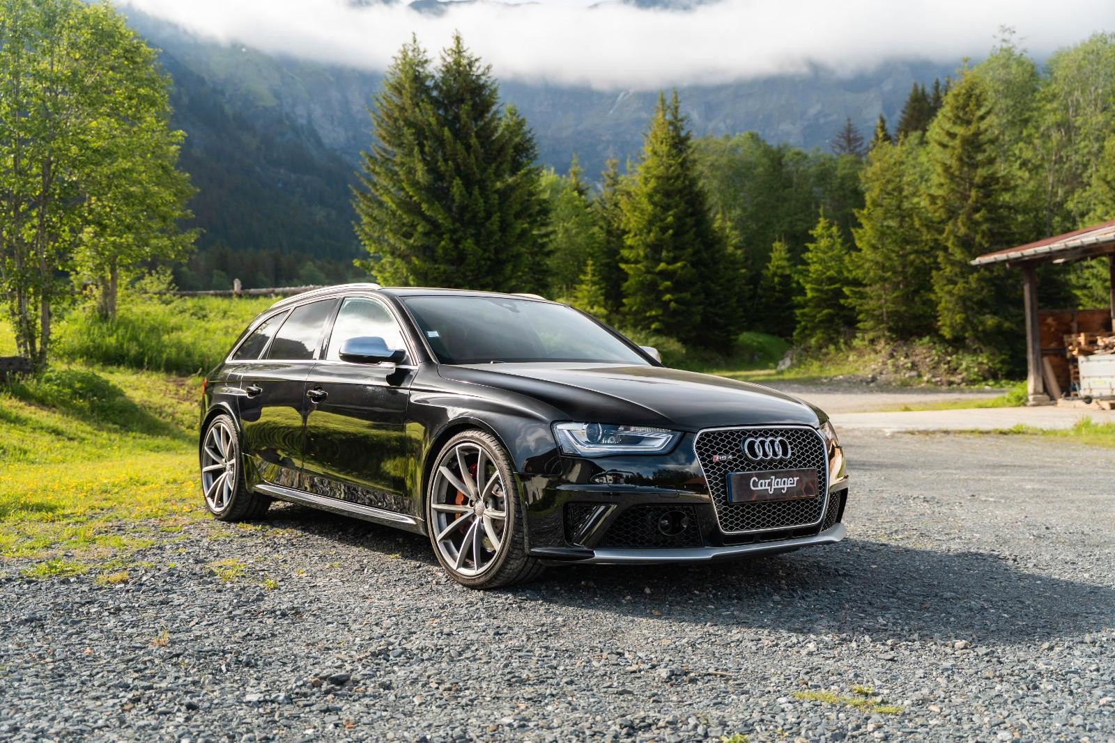 Audi RS4 RS 4 Avant 4.2 FSI quattro
