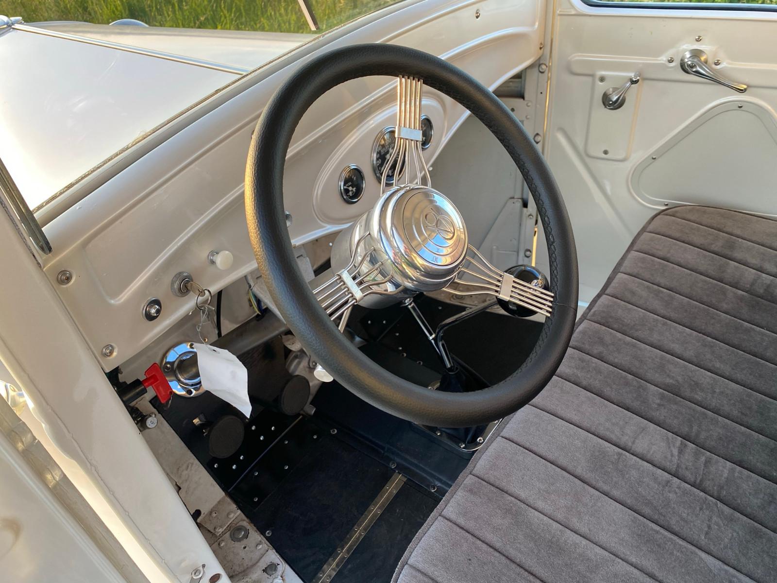 Ford Pickup Flathead V8 Hot Rod