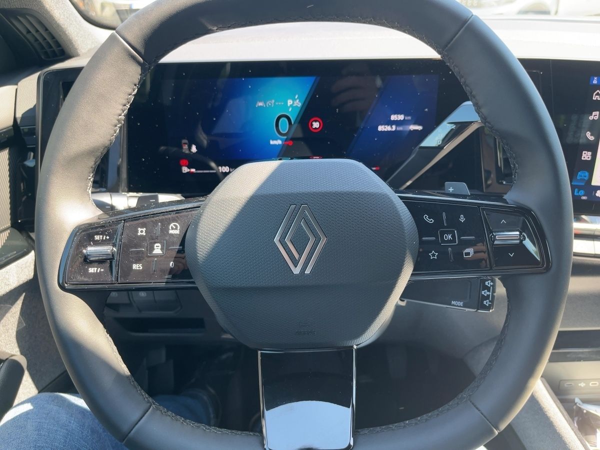 Fahrzeugabbildung Renault Austral Evolution 160 Automatik SHZ 18" GJR