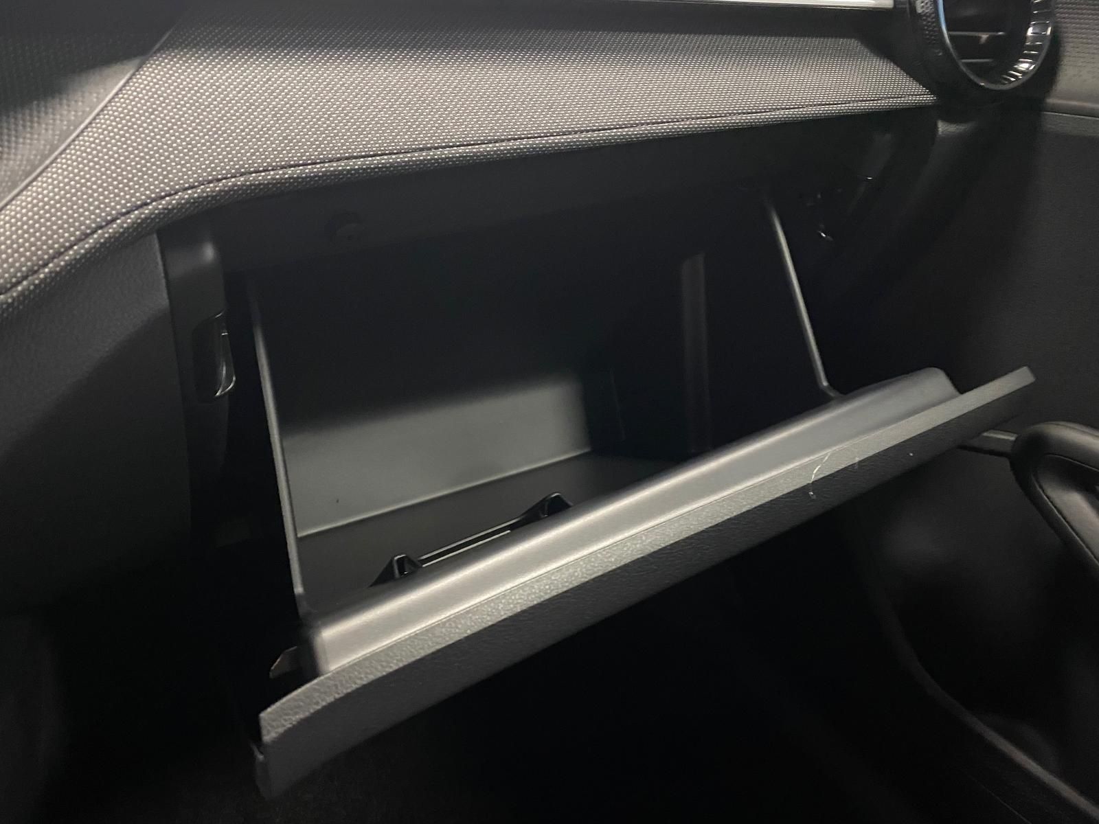 Fahrzeugabbildung SKODA Fabia Selection APP+KLIMA+RFK+PDC+SITZHEIZ+Andro
