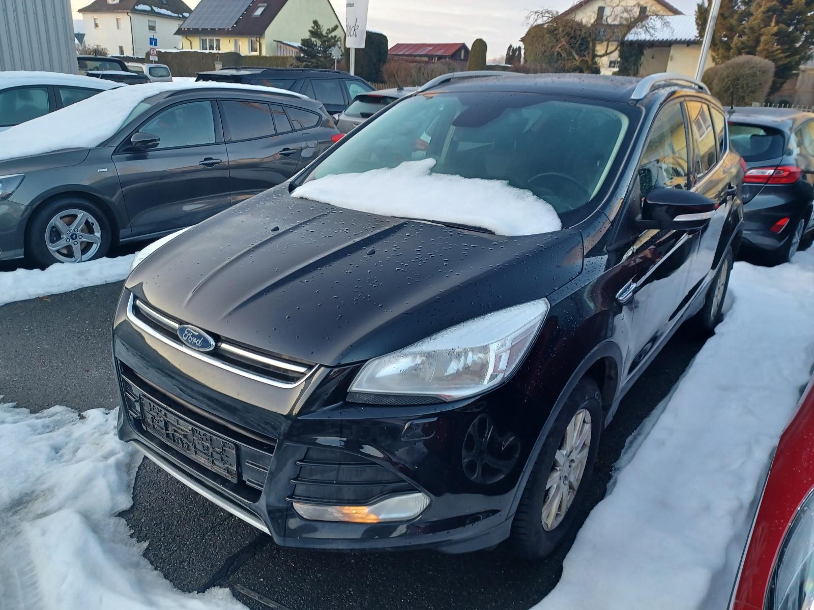 Ford Kuga 1,5 ** Titanium / AHK ** mit Garantie