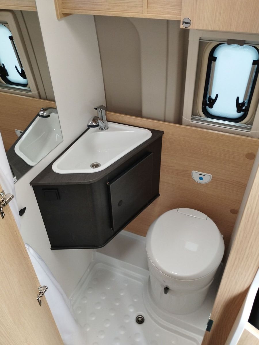 Fahrzeugabbildung Sunlight Adventure Cliff 602 Combi4D,Rahmenf.,Alu,Autom.