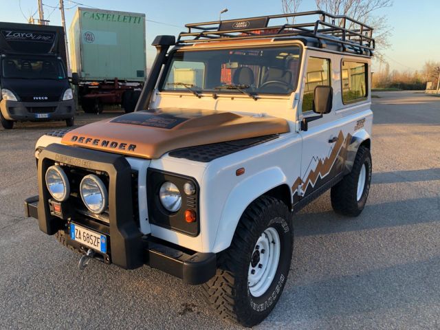 Land Rover Defender 90 2.2 TD4 S.W. E Pack Exped