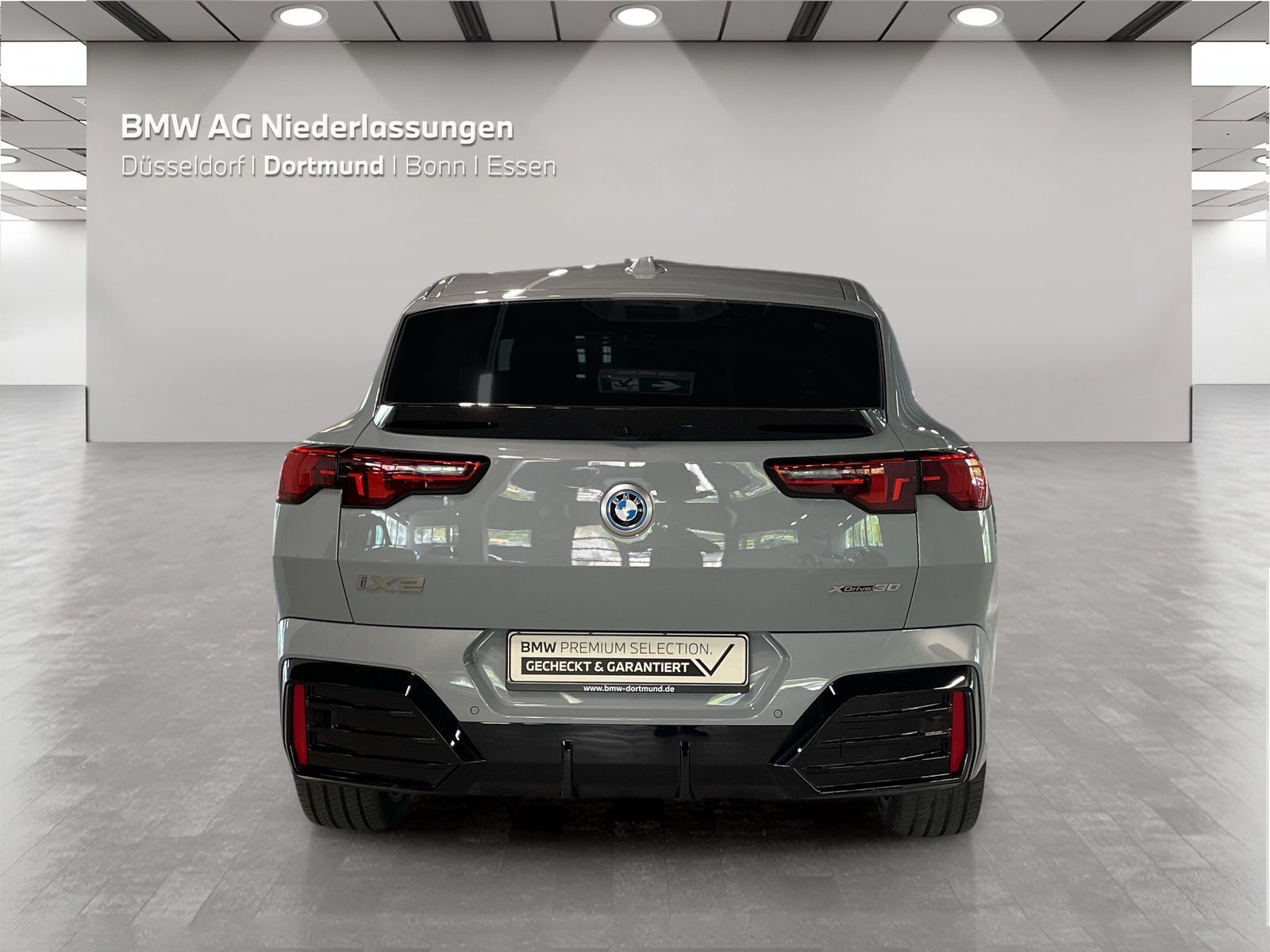 BMW iX2 - Bild 10