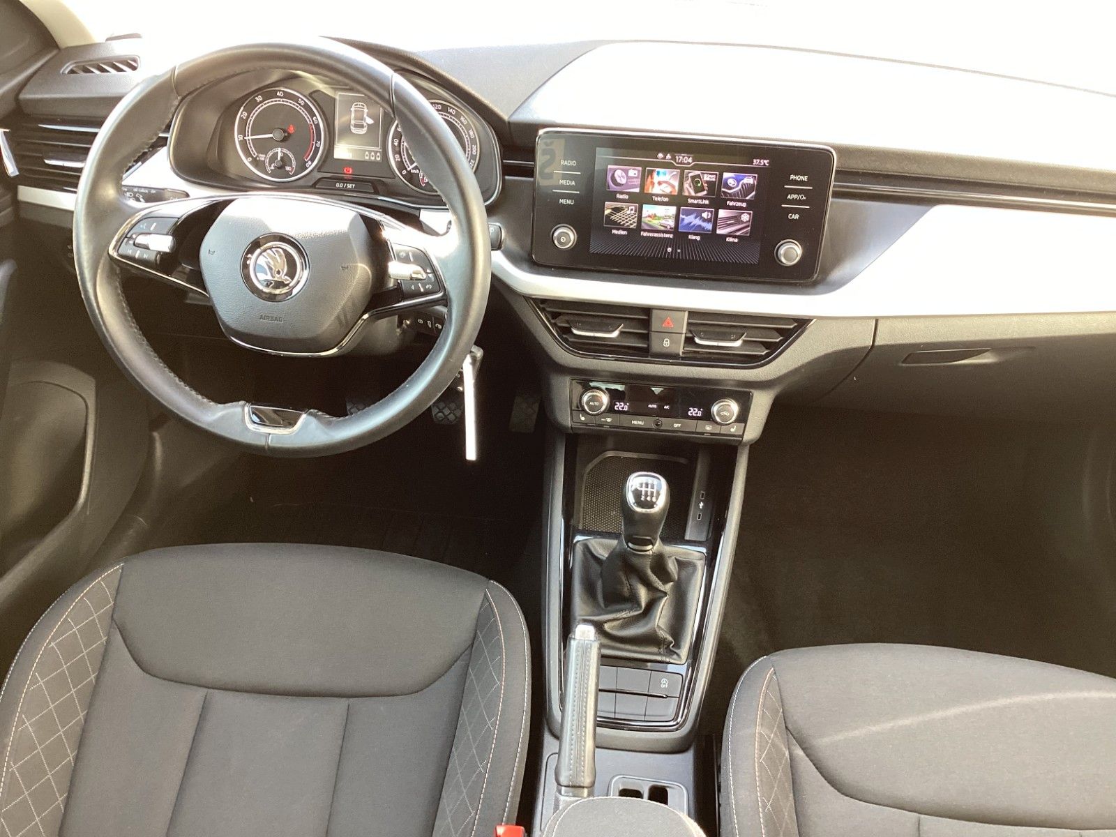 Fahrzeugabbildung SKODA Scala Drive 125 1.0TSI 85 KW