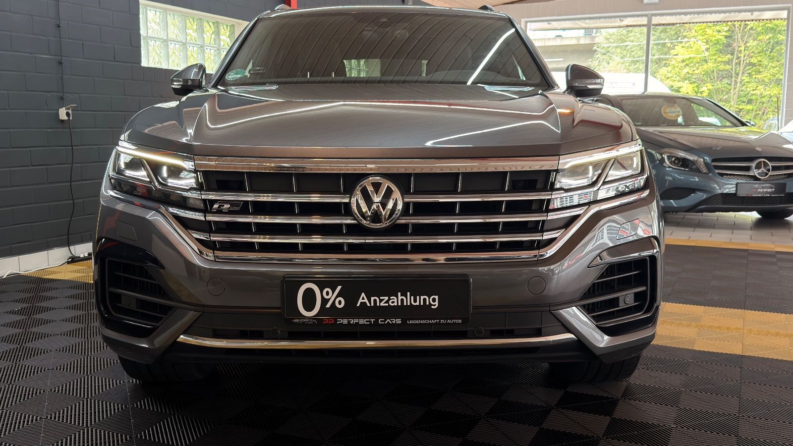 Volkswagen Touareg V8 R-Line 4Motion StHz AHK LUFT PANO foto 4