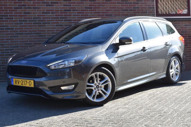 Ford Focus Wagon 1.5 TDCI ST-Line '18 Navi klima Crui