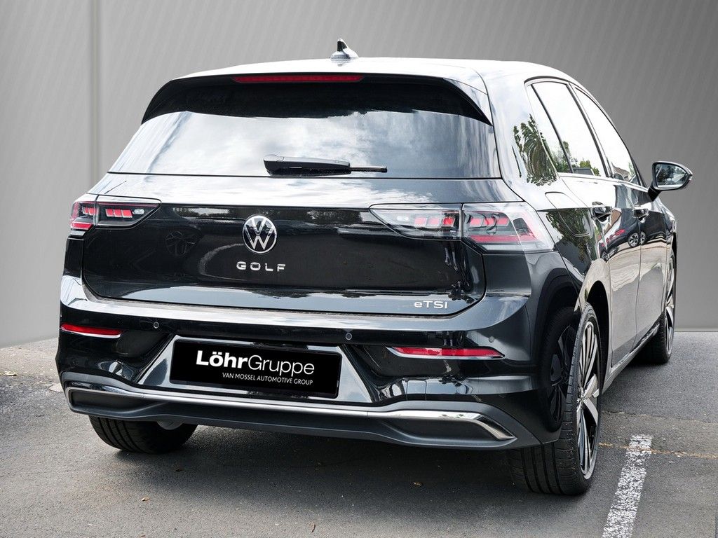 Volkswagen Golf VIII Lim. 1.5 eTSI Style MATRIX AHK ACC 36 foto 4