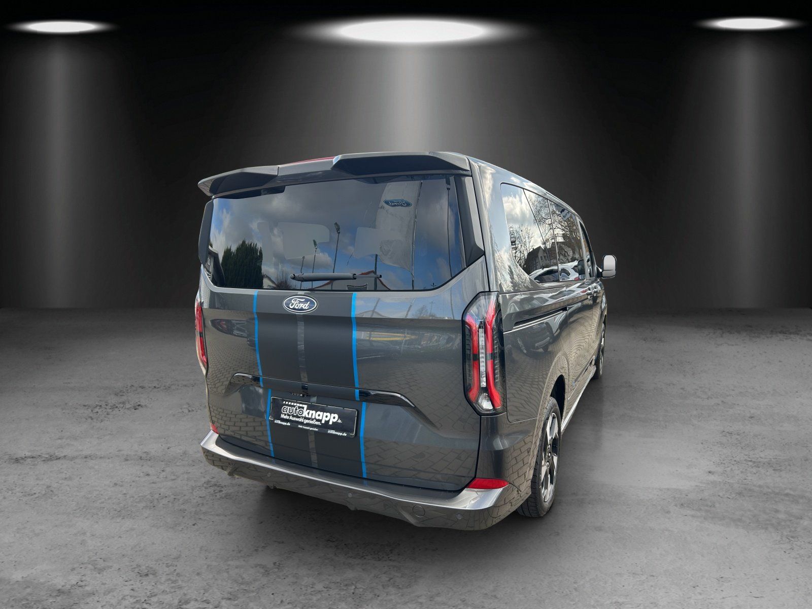 Fahrzeugabbildung Ford Tourneo Custom Sport L1  FGS 3.-5 Jahr