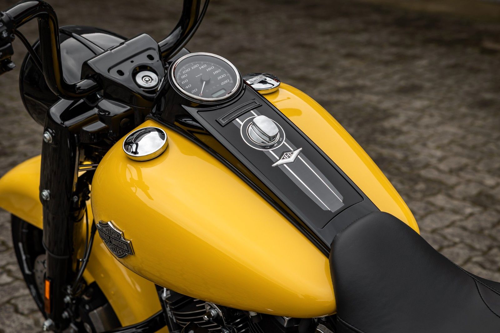 Fahrzeugabbildung Harley-Davidson ROAD KING SPEC. FLHRXS 114ci  SOFORT VERFÜGBAR