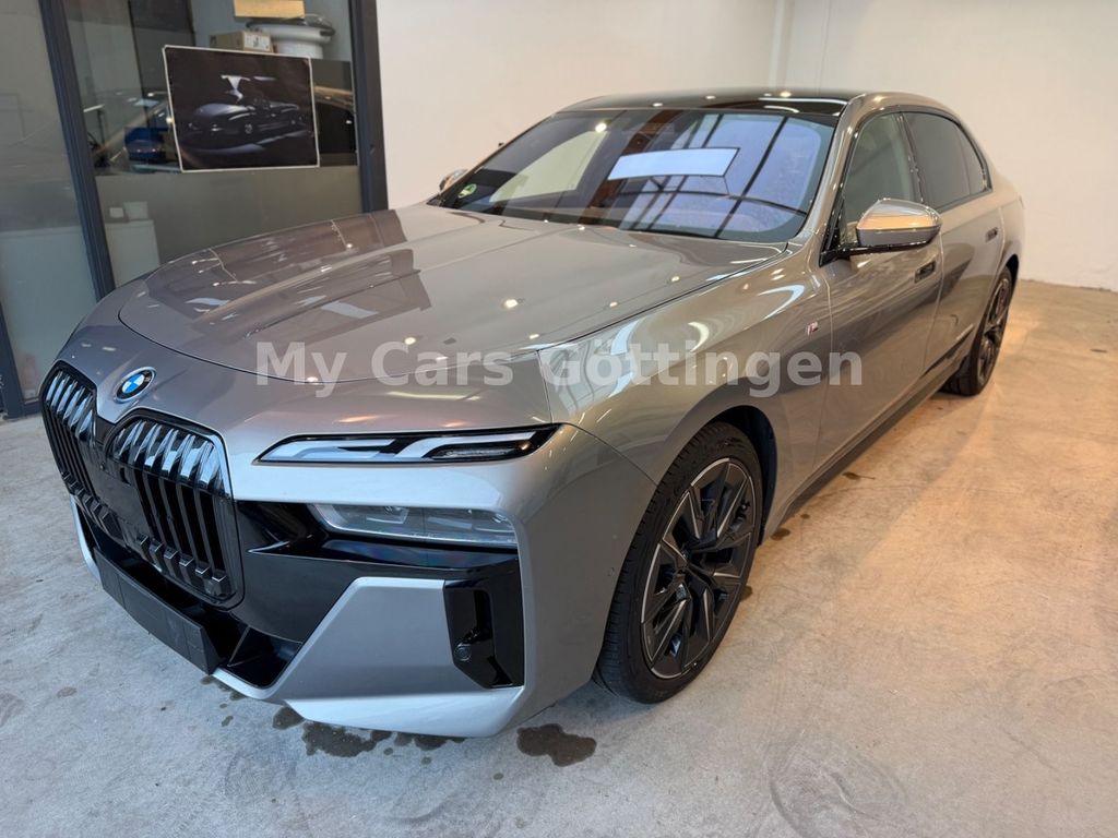 Image of BMW i7
