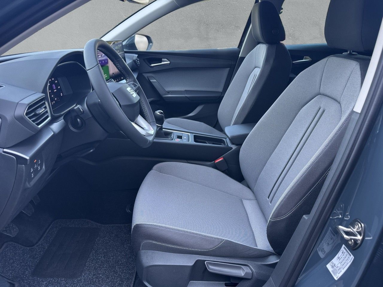 Fahrzeugabbildung SEAT Leon ST Road Edition 1.5 TSI 116 PS 6-Gang