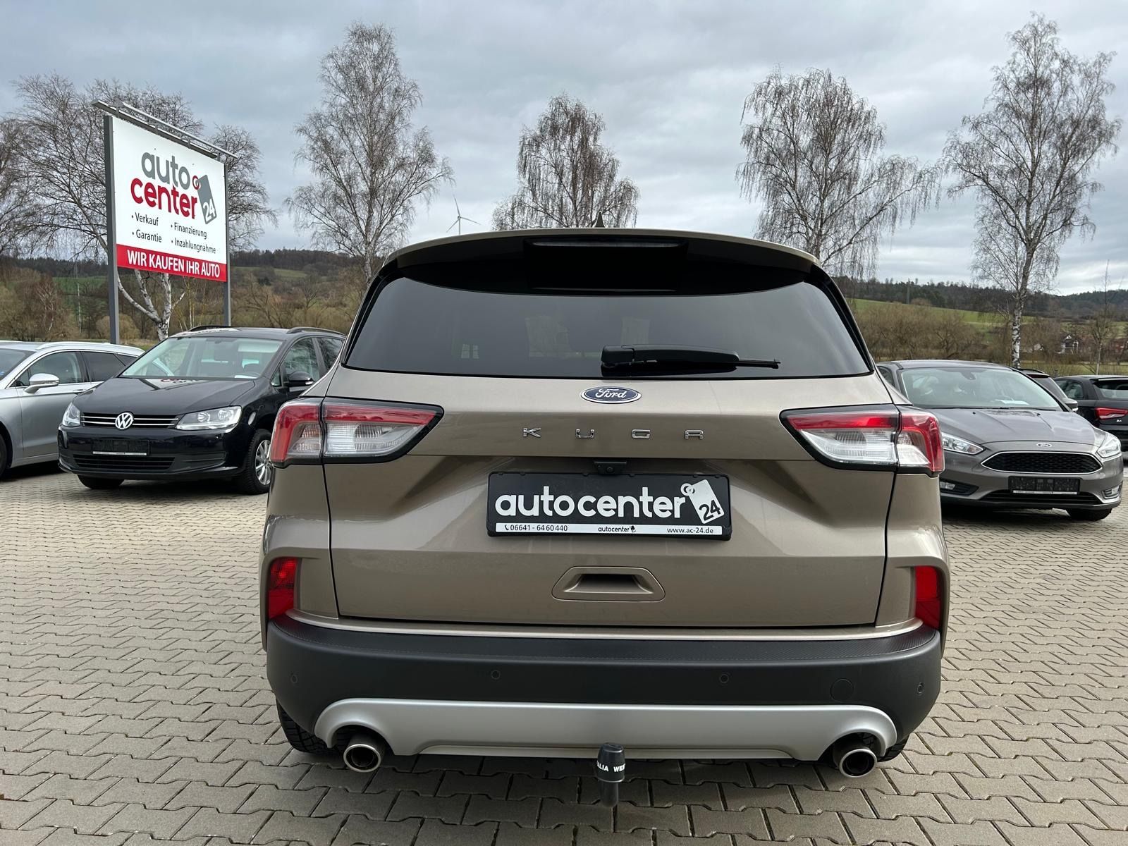 Fahrzeugabbildung Ford Kuga Titanium°LED°AHK°HeadUp°Winterpaket°Kamera
