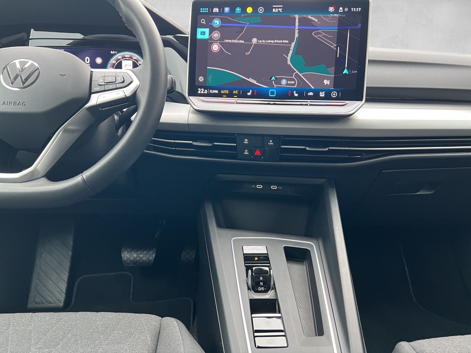 Golf VIII Variant Life 2.0 TDI DSG LED*Navi*ACC