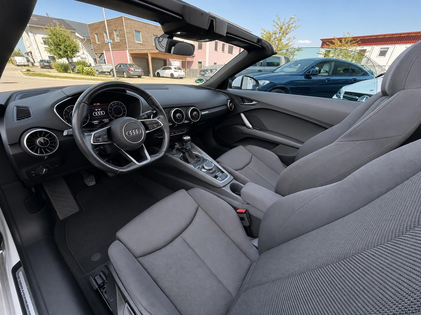 Audi TT Roadster 2.0 TDI ultra