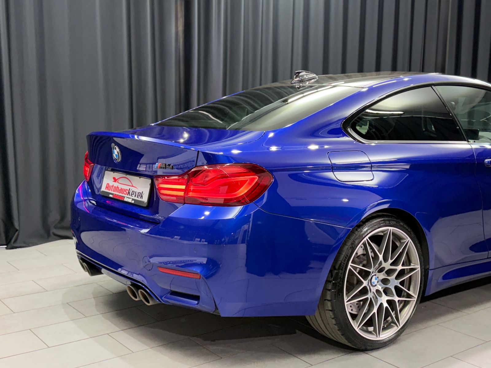 Fahrzeugabbildung BMW M4 Competition |INDIVIDUAL|H/K|HuD