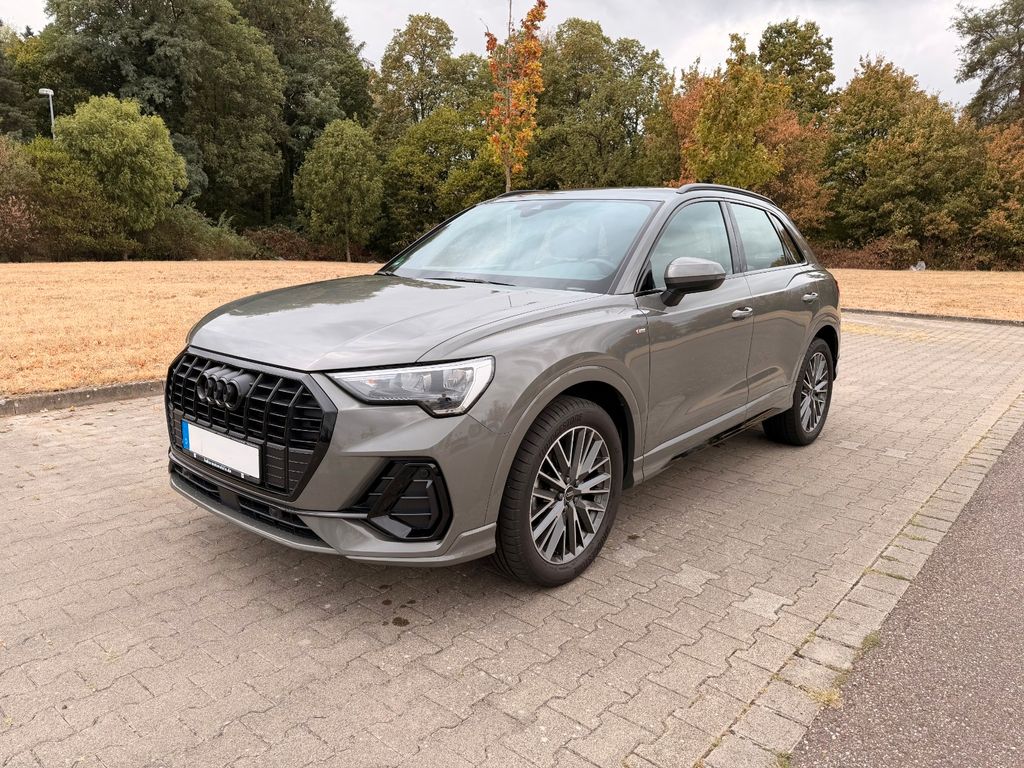 Image of Audi Q3