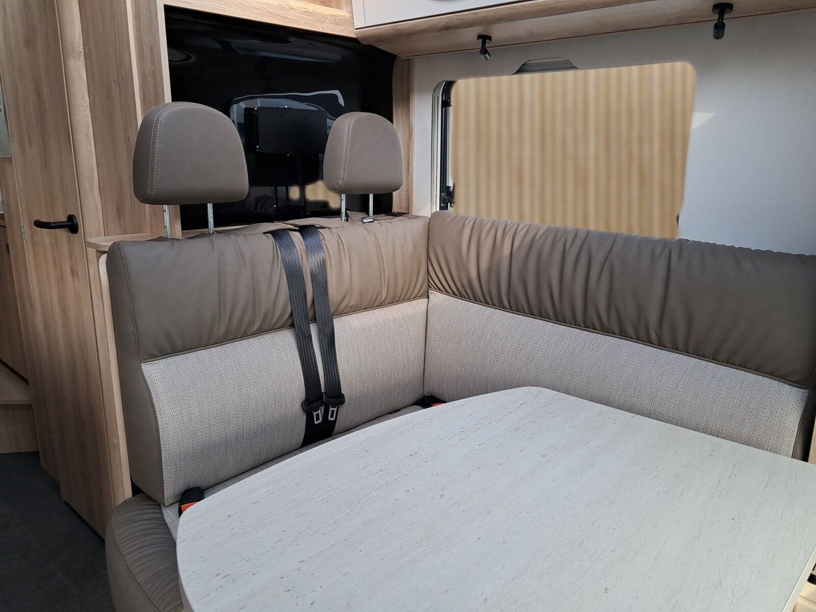 Fahrzeugabbildung Eura Mobil Profila T PT 660 EB Dachklima/Mark./Mondial