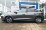 Ford Focus 1,0 Titanium *-26,6% Assist+Winter-Paket A - Ford Focus mit Benzin-Antrieb: Limousine, 1.6