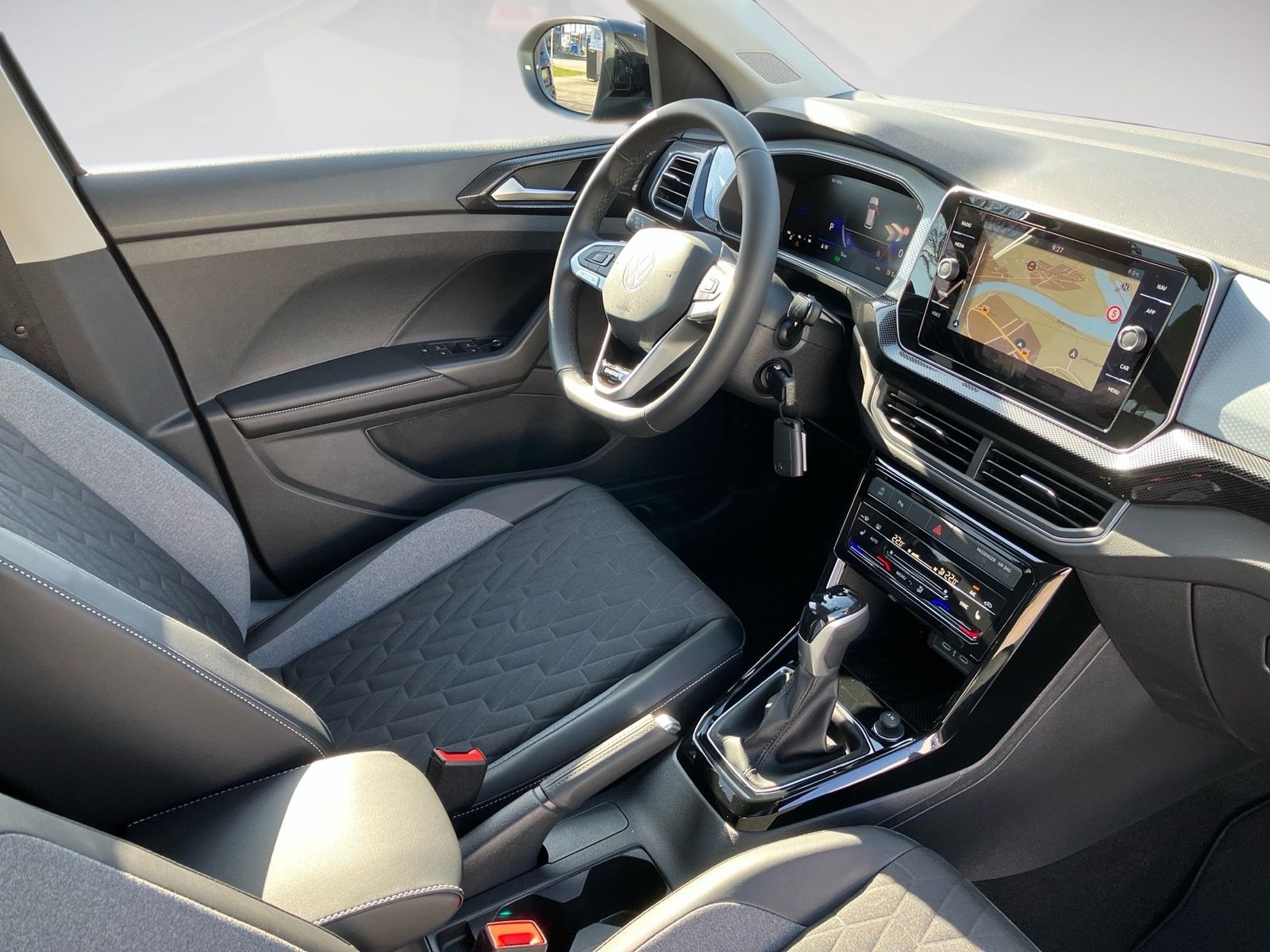 Volkswagen T-Cross - Bild 9