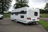 Hobby 650 KMFe (Klimaanlage, Mover, Etagenbetten) - Wohnwagen Mover