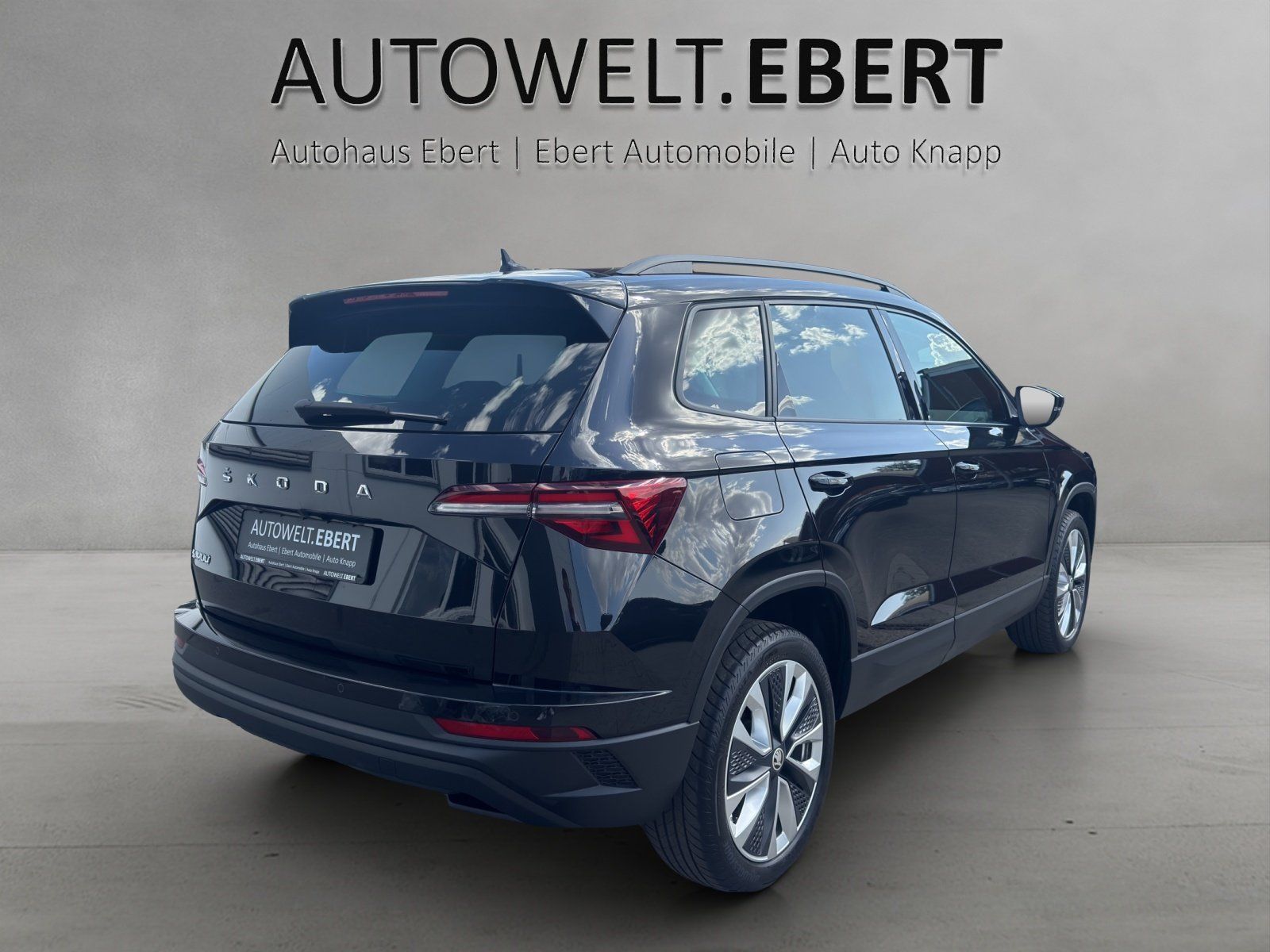 Fahrzeugabbildung SKODA Karoq 1.5 TSI DSG Style/AHK/KAMERA/ACC/LED/VIRT.