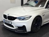 BMW M4 Coupe*DKG*HUD*KAMERA*19.Z*CARBON*SD* - BMW M4