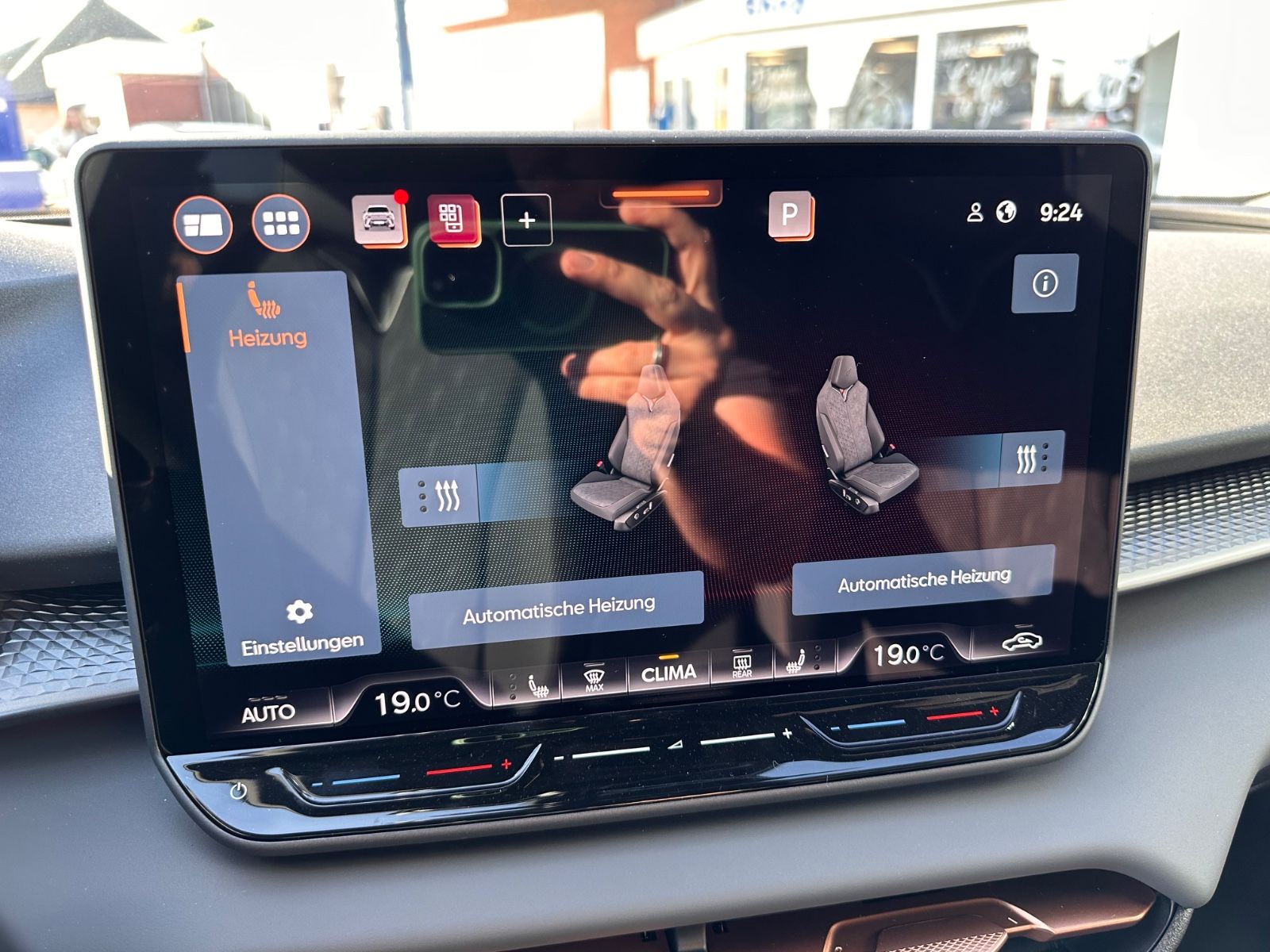 Fahrzeugabbildung CUPRA Terramar 1.5 eTSI AHK/ACC/SHZG/LED/PDC/RFK