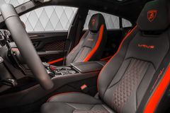 Lamborghini Urus Performante 2024 WHITE/RED CARBON HOOD FULL