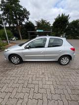 Peugeot 206+ - Peugeot 206 aus 2013