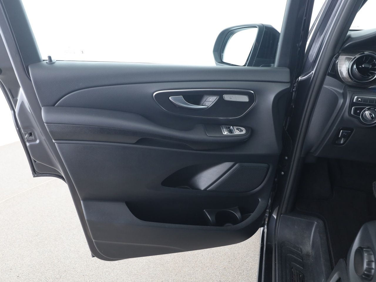 Mercedes-Benz V 250 d Lang AHK Distronic StandHz Kamera Night foto 13