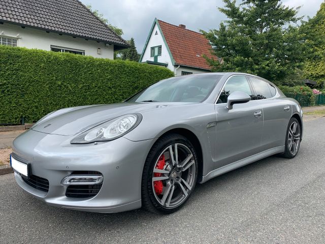 Porsche Panamera Turbo Chrono Sport Vollausstattung