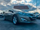 Hyundai i40 5 STAR EDITION SHZ + PDC + AHK + TEMP - Hyundai i40 aus 2014