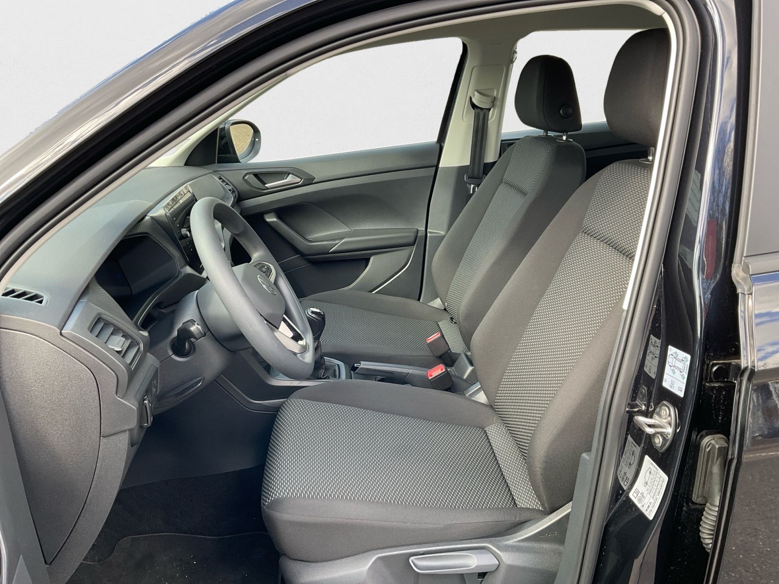 Volkswagen T-Cross - Bild 9