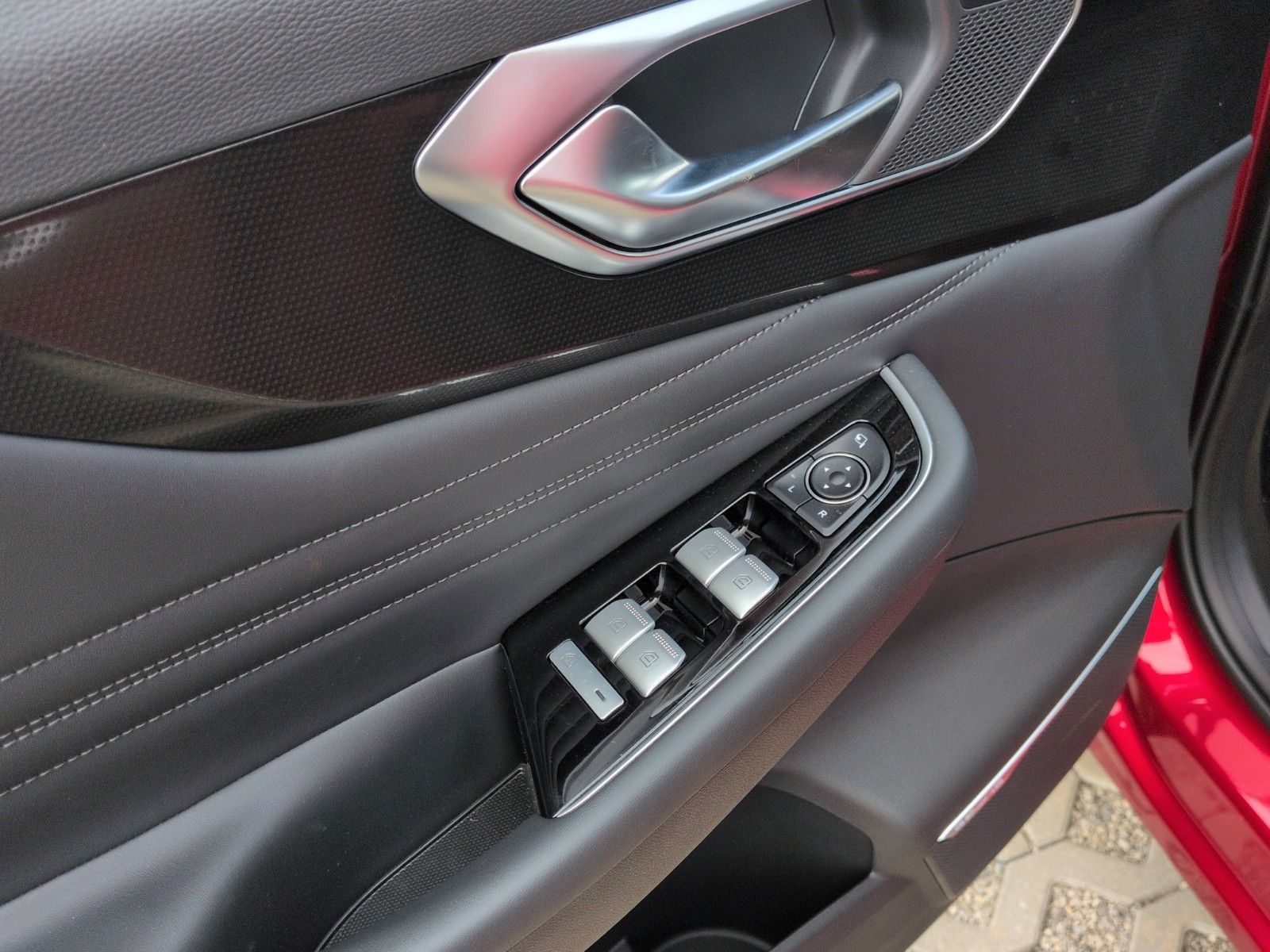 Fahrzeugabbildung BAIC X75 Luxury