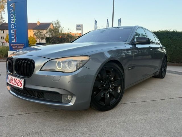 BMW 730 - 1