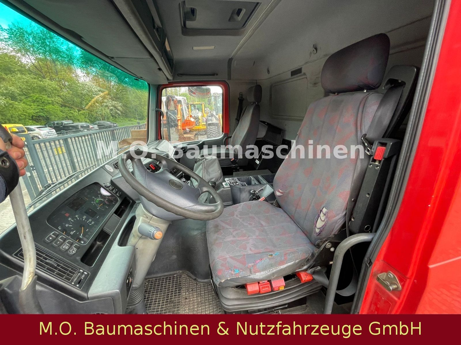 Fahrzeugabbildung Mercedes-Benz Actros 2640 / 6-Zyl. / 3-Achser  / Saugwagen