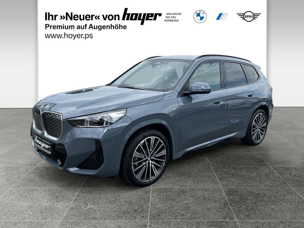 Image of BMW iX1