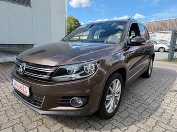 Volkswagen Tiguan - 11