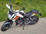 KTM Duke 125 - KTM DUKE 125