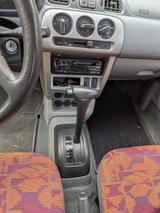 Nissan Micra 1.0 Salsa Automatik - gebrauchte Nissan Micra aus dem Jahr 1999
