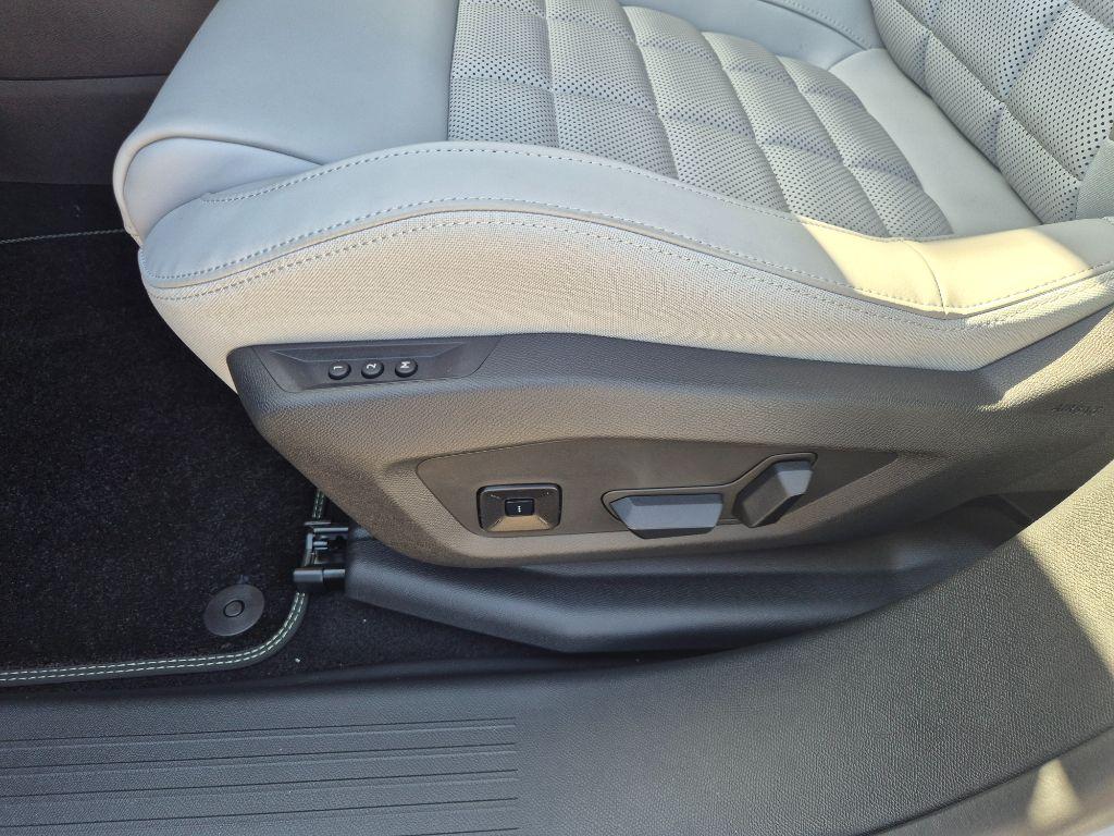 Citroën C5 Aircross Hybrid 145 TEAM D ACC+NAVI+el.SITZE