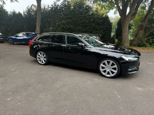 Volvo V90 D3 Momentum