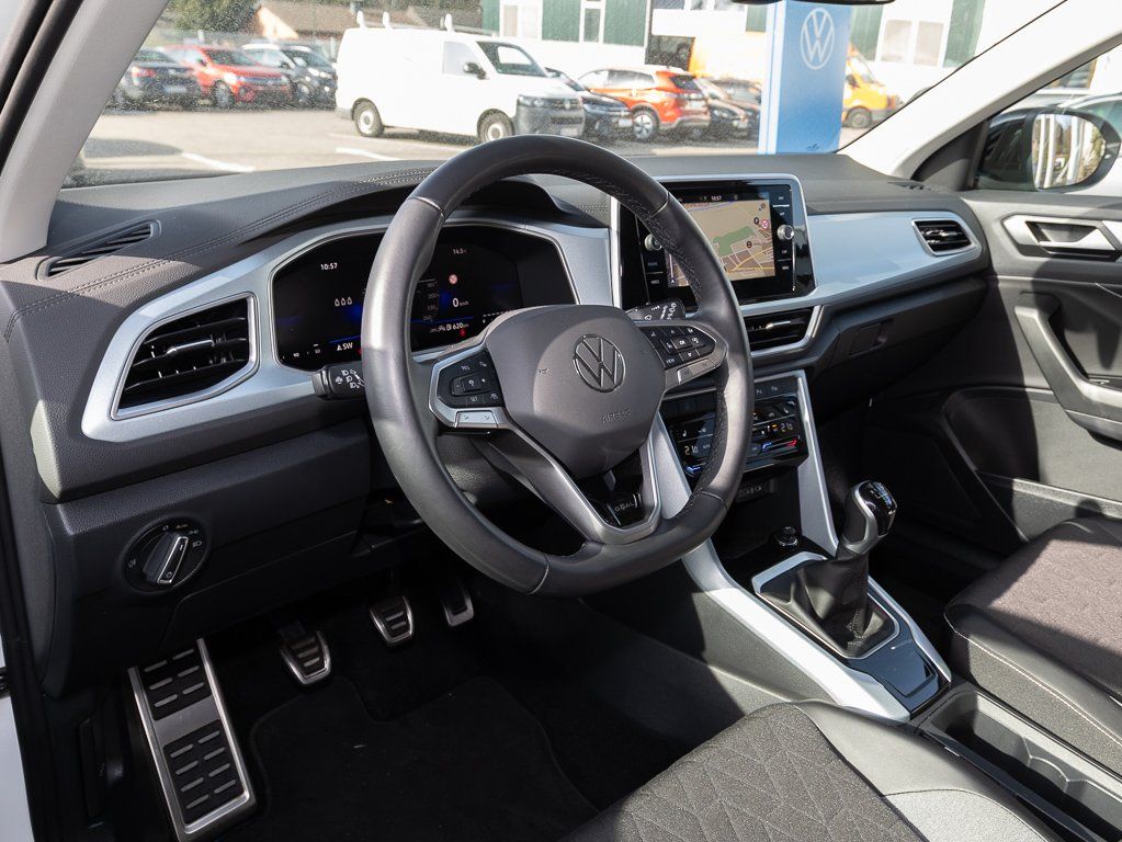Volkswagen T-Roc Goal 1.0 TSI ALLW L SHZ RFK NAVI BC PDC foto 4