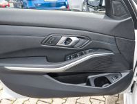 BMW 330 - Vorschau Bild 18